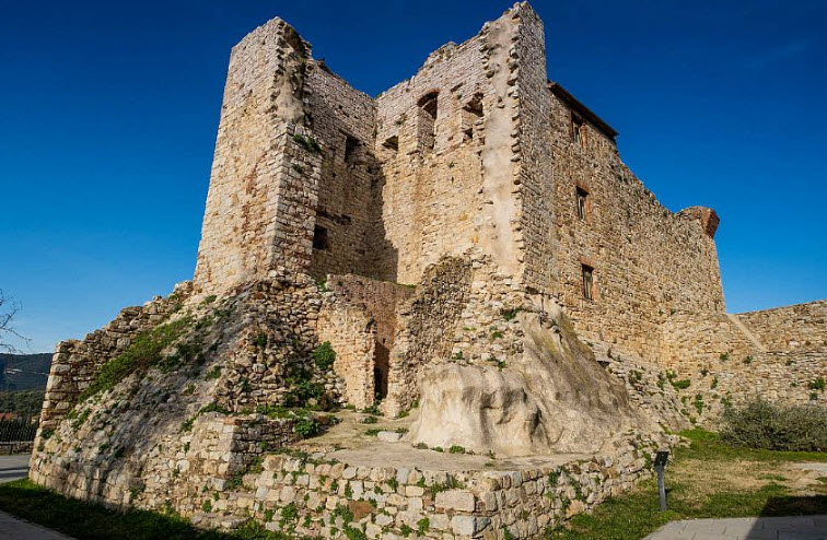 Rocca Aldobrandesca (Il Sasso), Italy